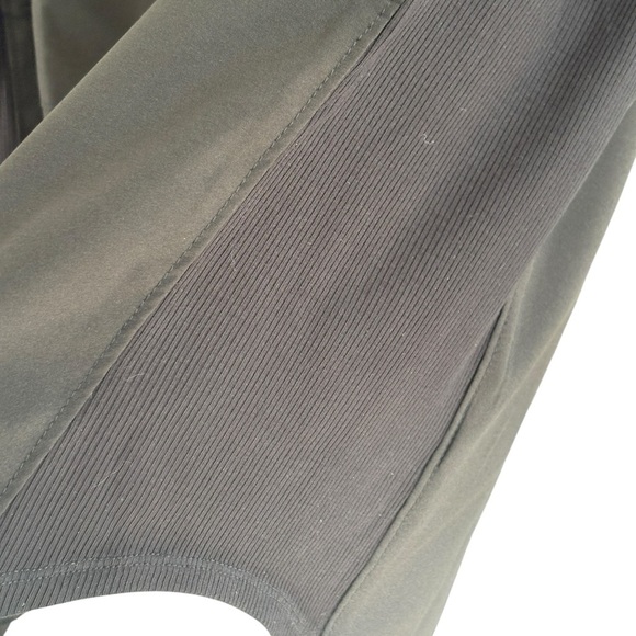 Evereve Womens Black Camp Button Down Blouse Sleeveless Size XS - Picture 3 of 6